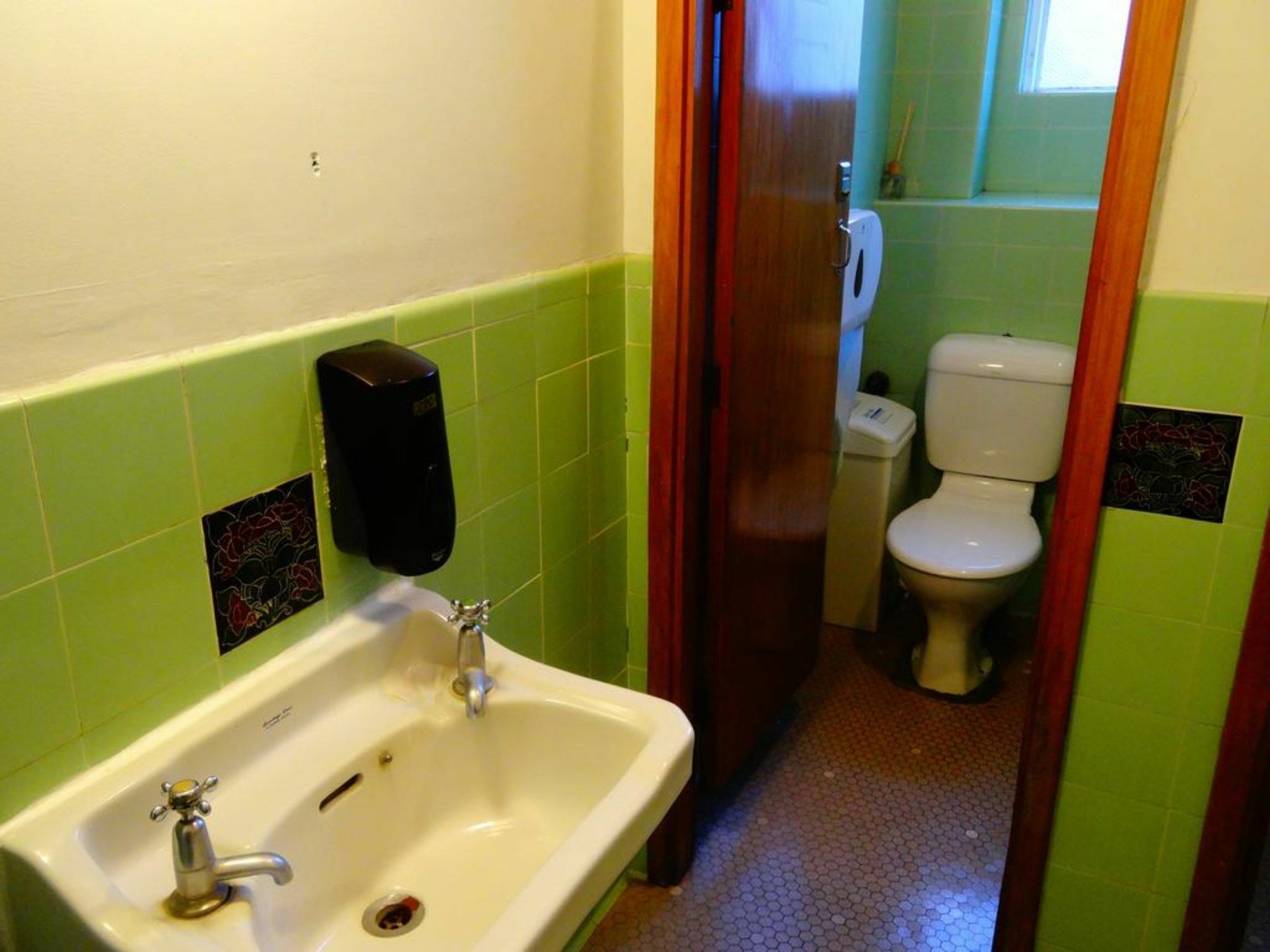 Lodge In The City Wellington Luaran gambar